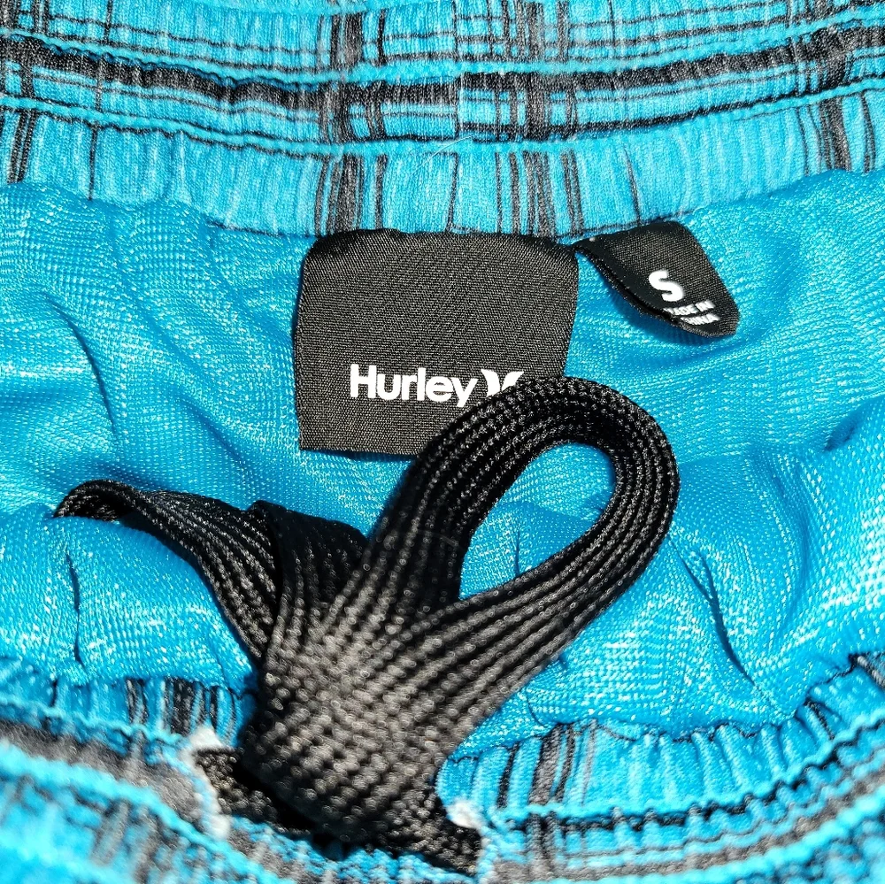 Men's Hurley Blue, Black, White, Plaid  Mesh Lined Board Shorts Size Small